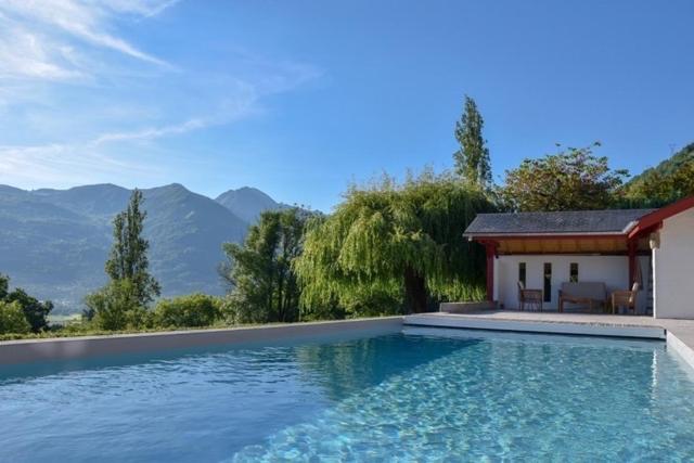 Le Chalet Des Pyrenees St Savin Saint-Savin  外观 照片
